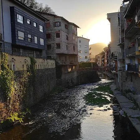 Aixopluc - Centro Rio Ritort *
